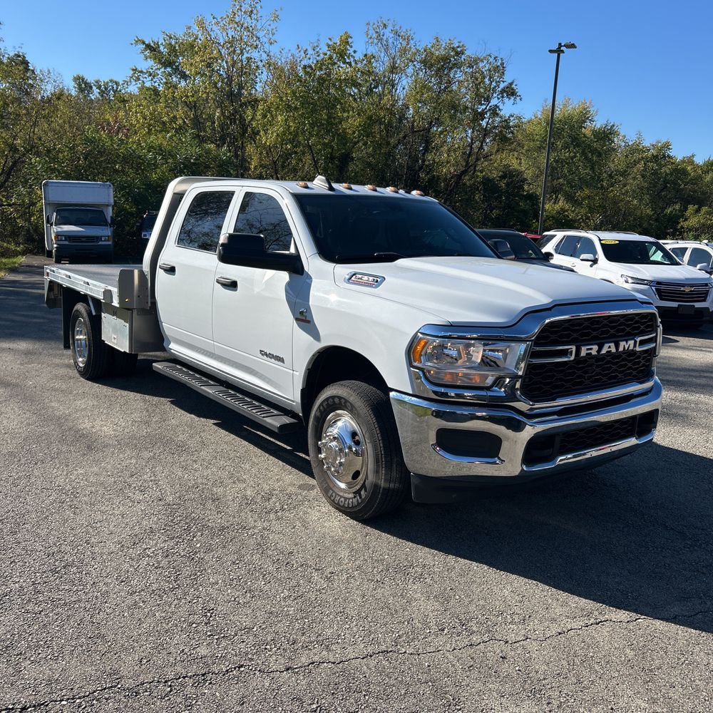 2022 Ram 3500 Cab/Chassis Tradesman