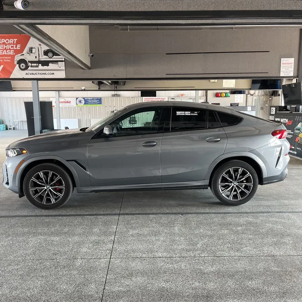 2025 BMW X6 XDrive40i