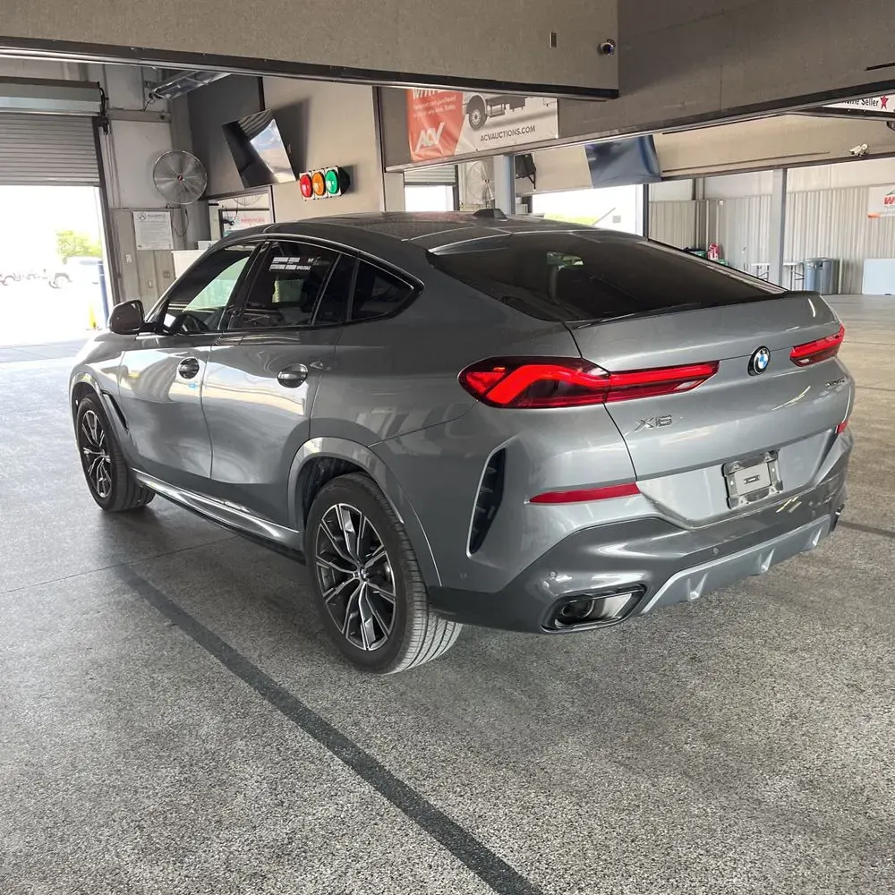 2025 BMW X6 XDrive40i