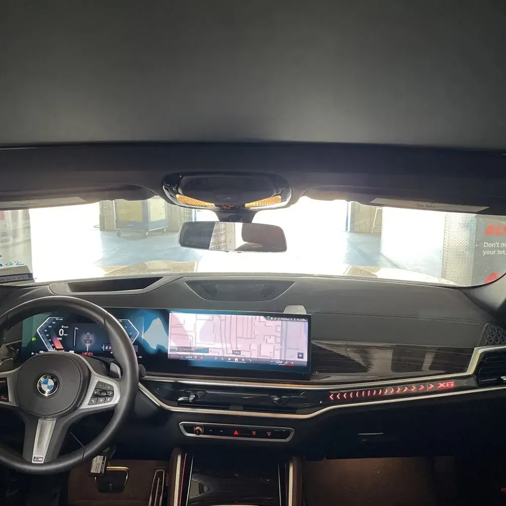 2025 BMW X6 XDrive40i