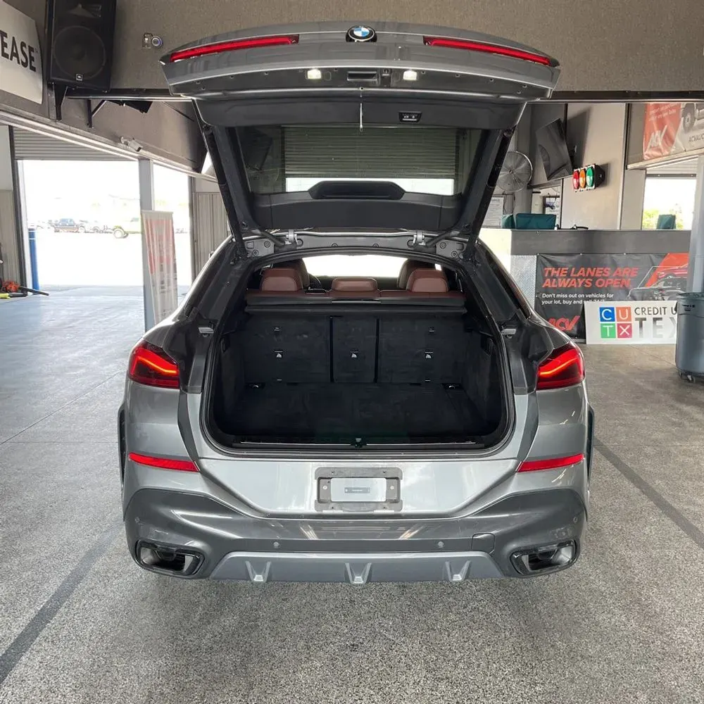 2025 BMW X6 XDrive40i