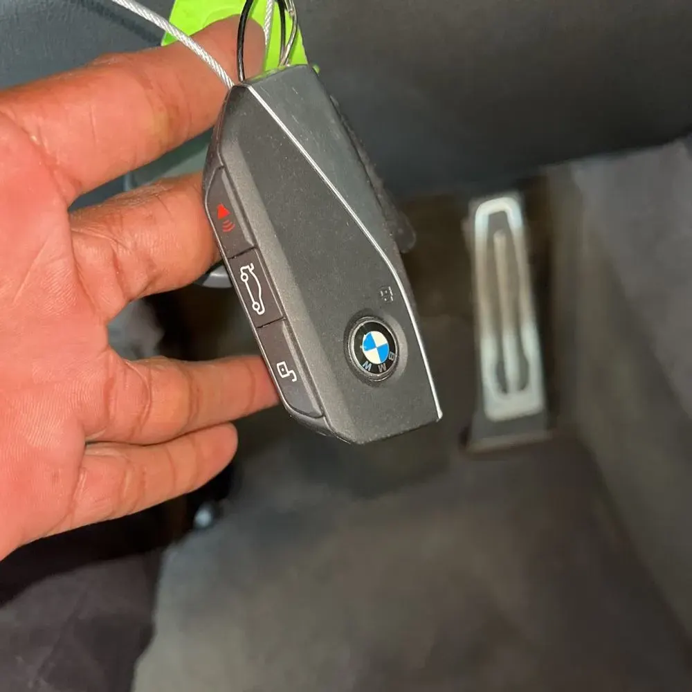 2025 BMW X6 XDrive40i