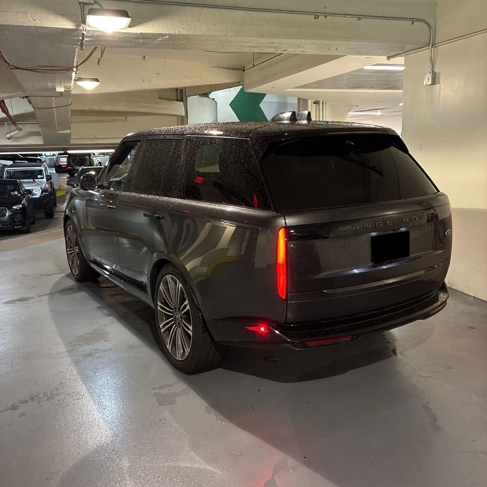 2023 Land Rover Range Rover P530 SE