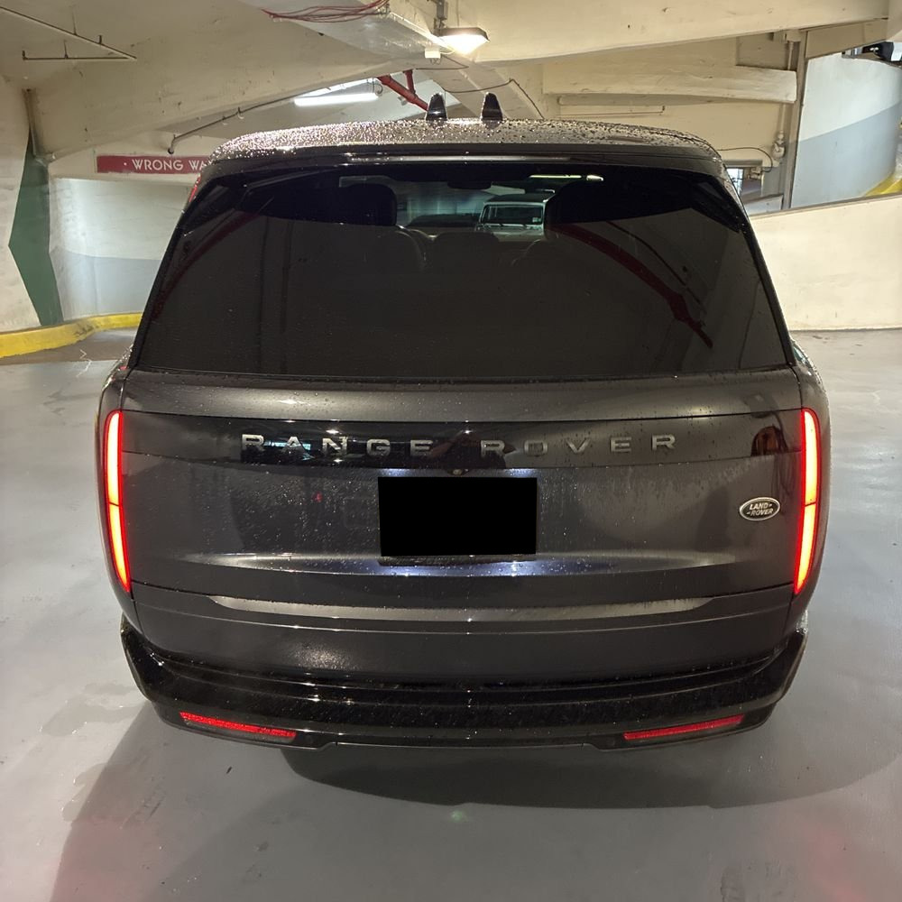 2023 Land Rover Range Rover P530 SE