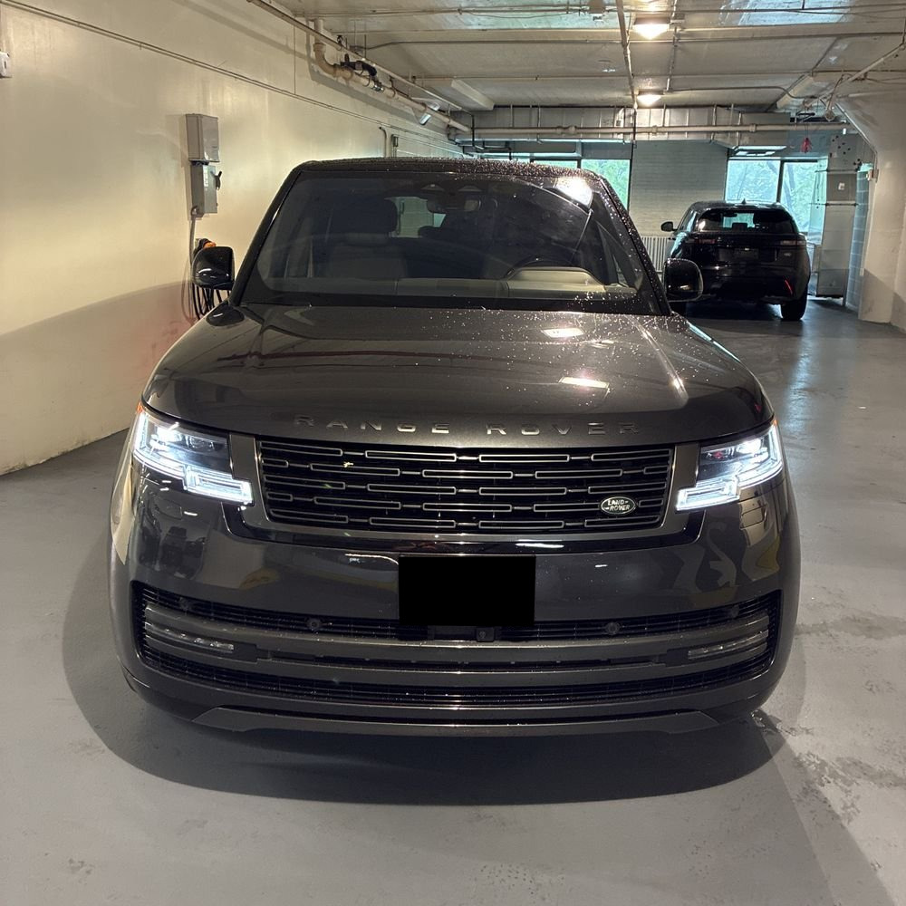 2023 Land Rover Range Rover P530 SE