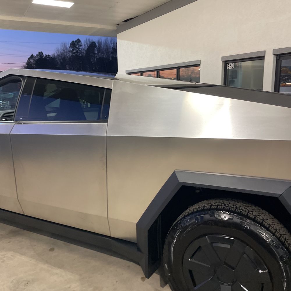 2024 Tesla Cybertruck Base