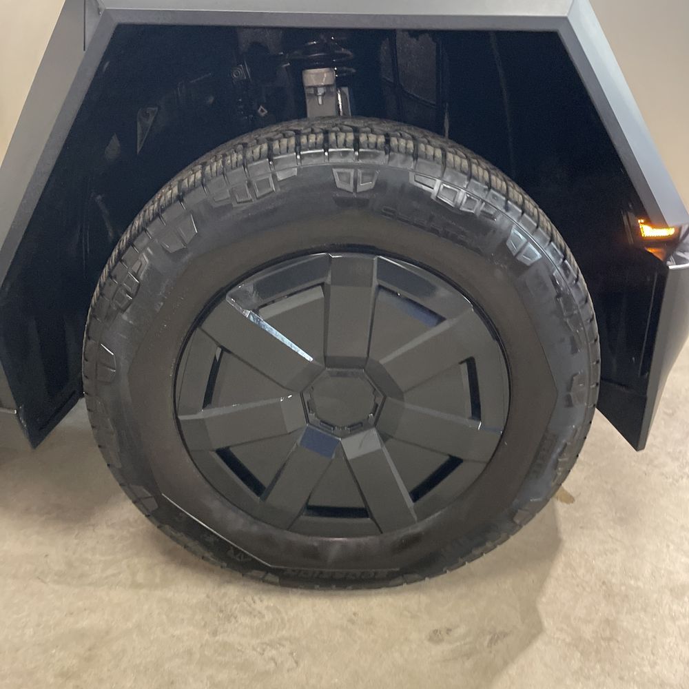 2024 Tesla Cybertruck Base