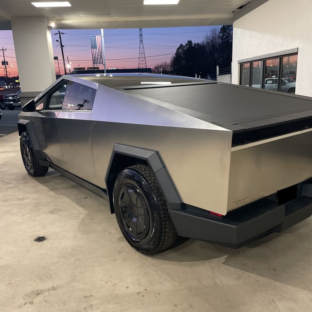 2024 Tesla Cybertruck Base
