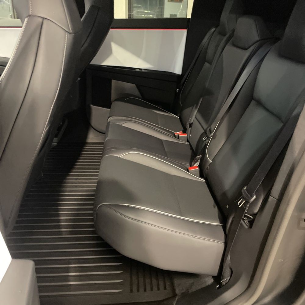 2024 Tesla Cybertruck Base