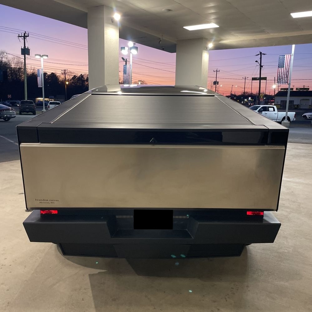 2024 Tesla Cybertruck Base
