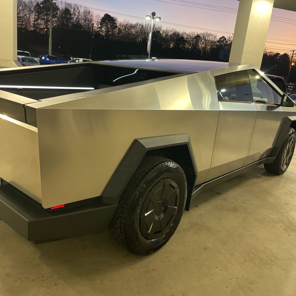 2024 Tesla Cybertruck Base