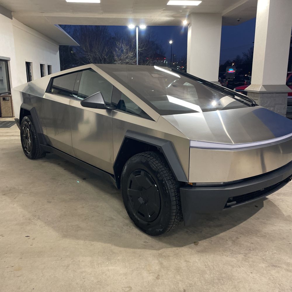 2024 Tesla Cybertruck Base