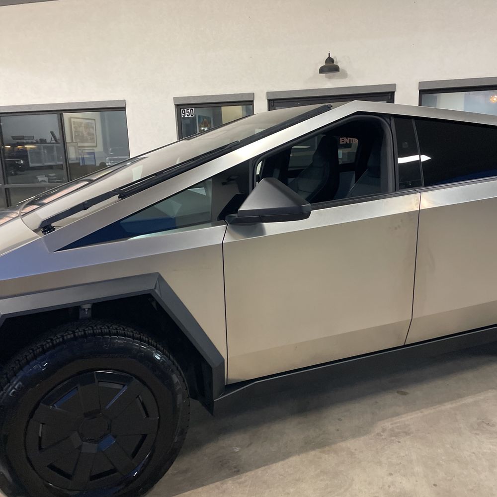 2024 Tesla Cybertruck Base