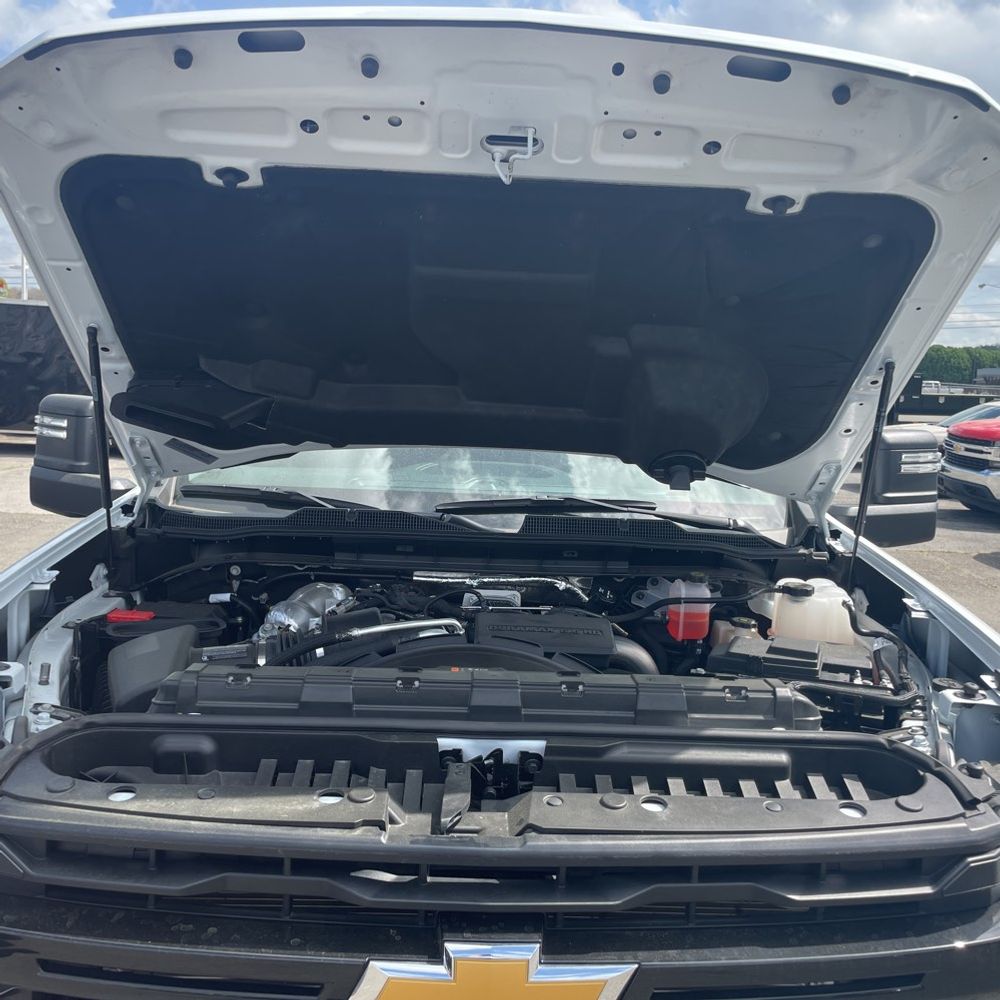 2026 Chevrolet Silverado 3500HD CC Work Truck