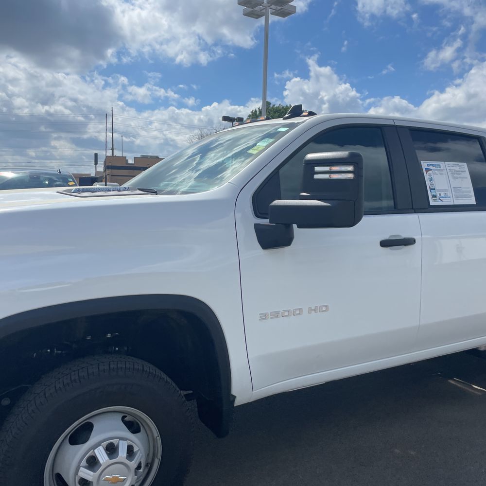 2026 Chevrolet Silverado 3500HD CC Work Truck