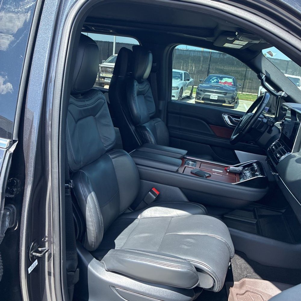 2022 Lincoln Navigator Reserve