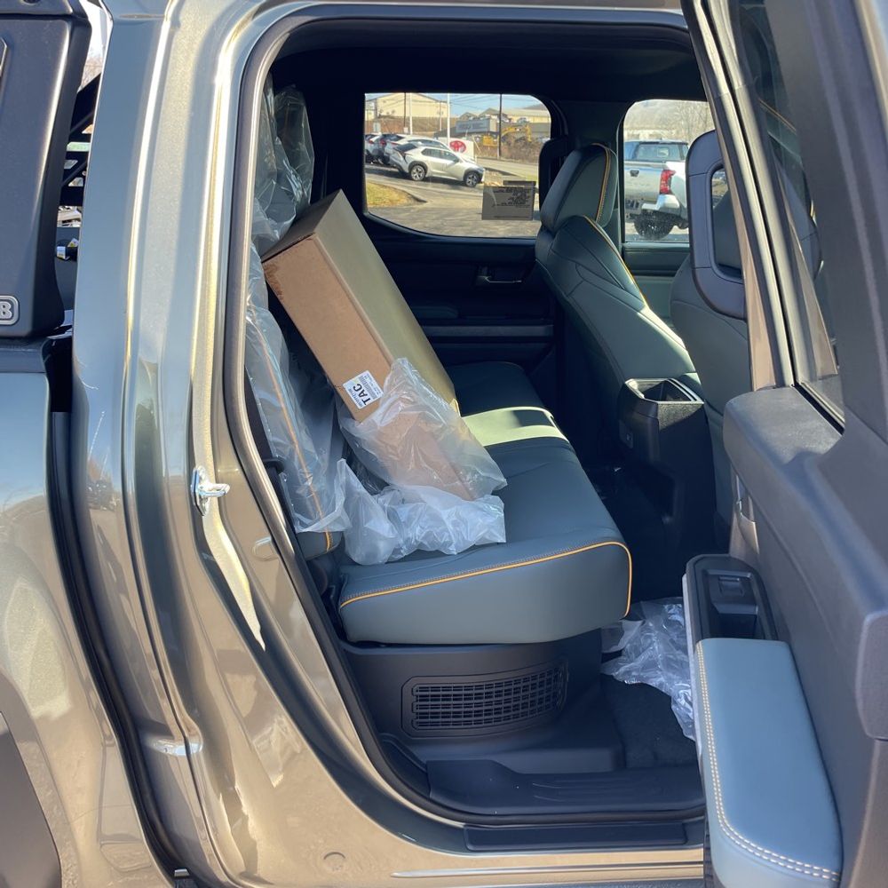 2024 Toyota Tacoma Trailhunter HV