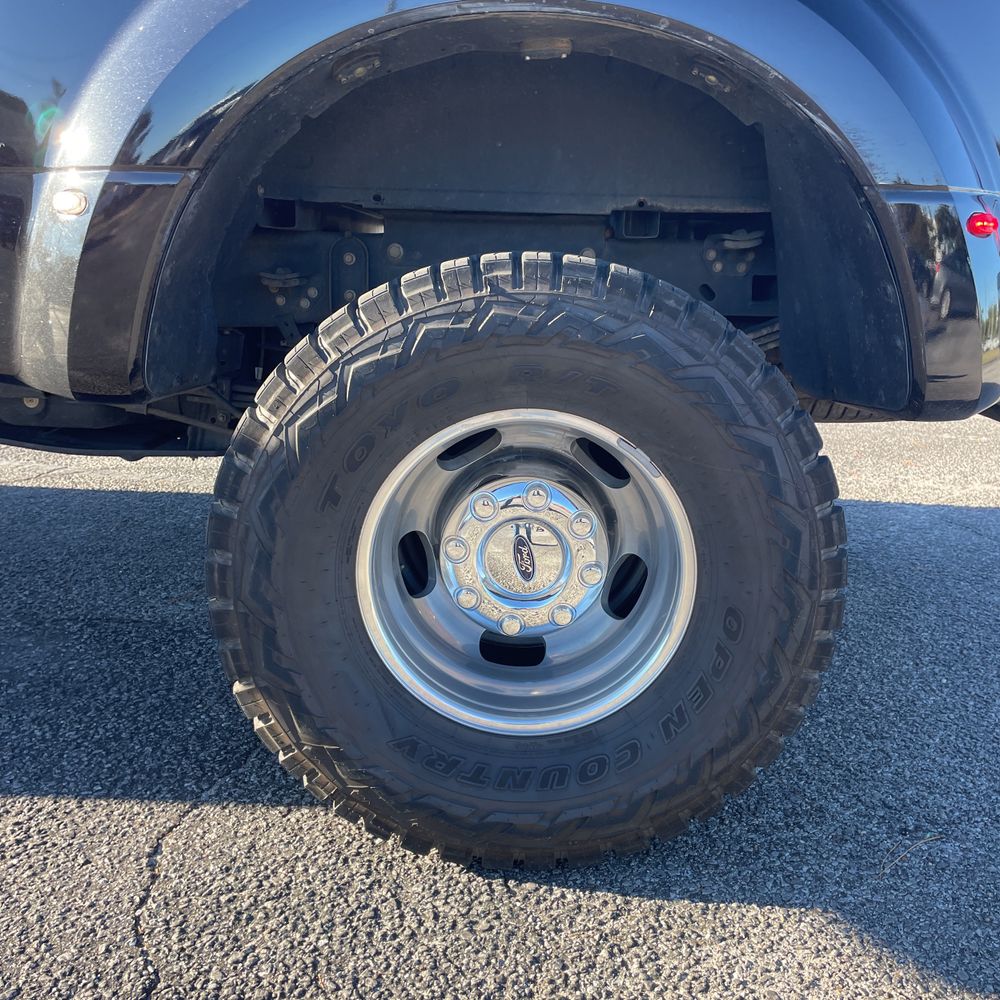 2022 Ford F-350 Super Duty Lariat