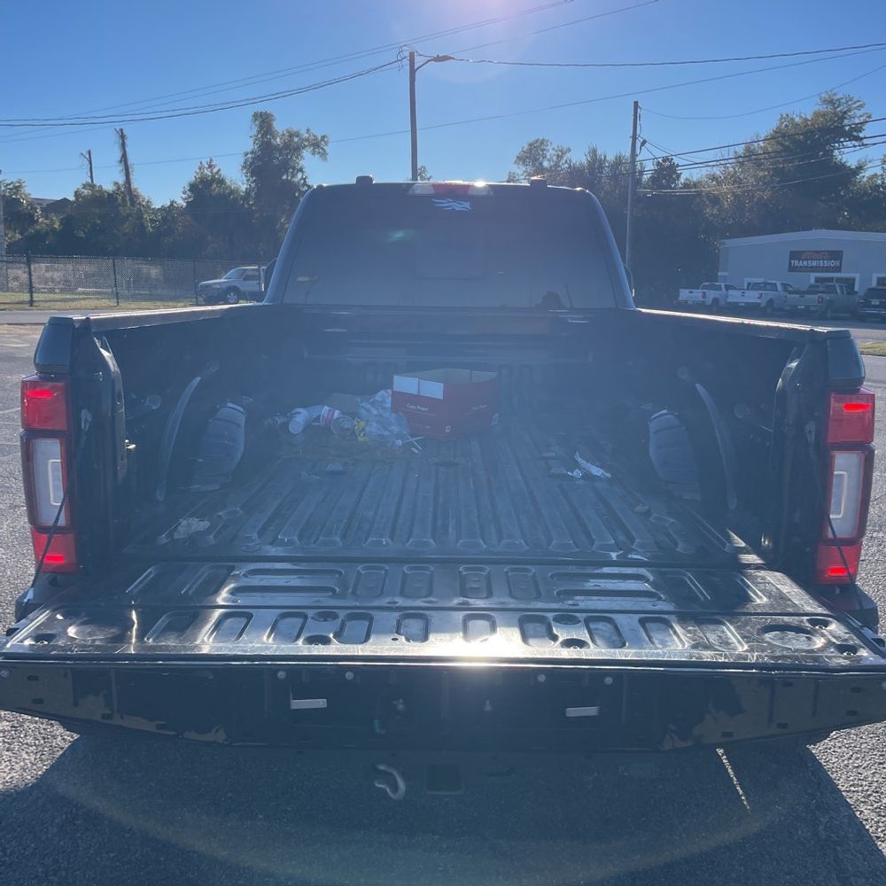 2022 Ford F-350 Super Duty Lariat