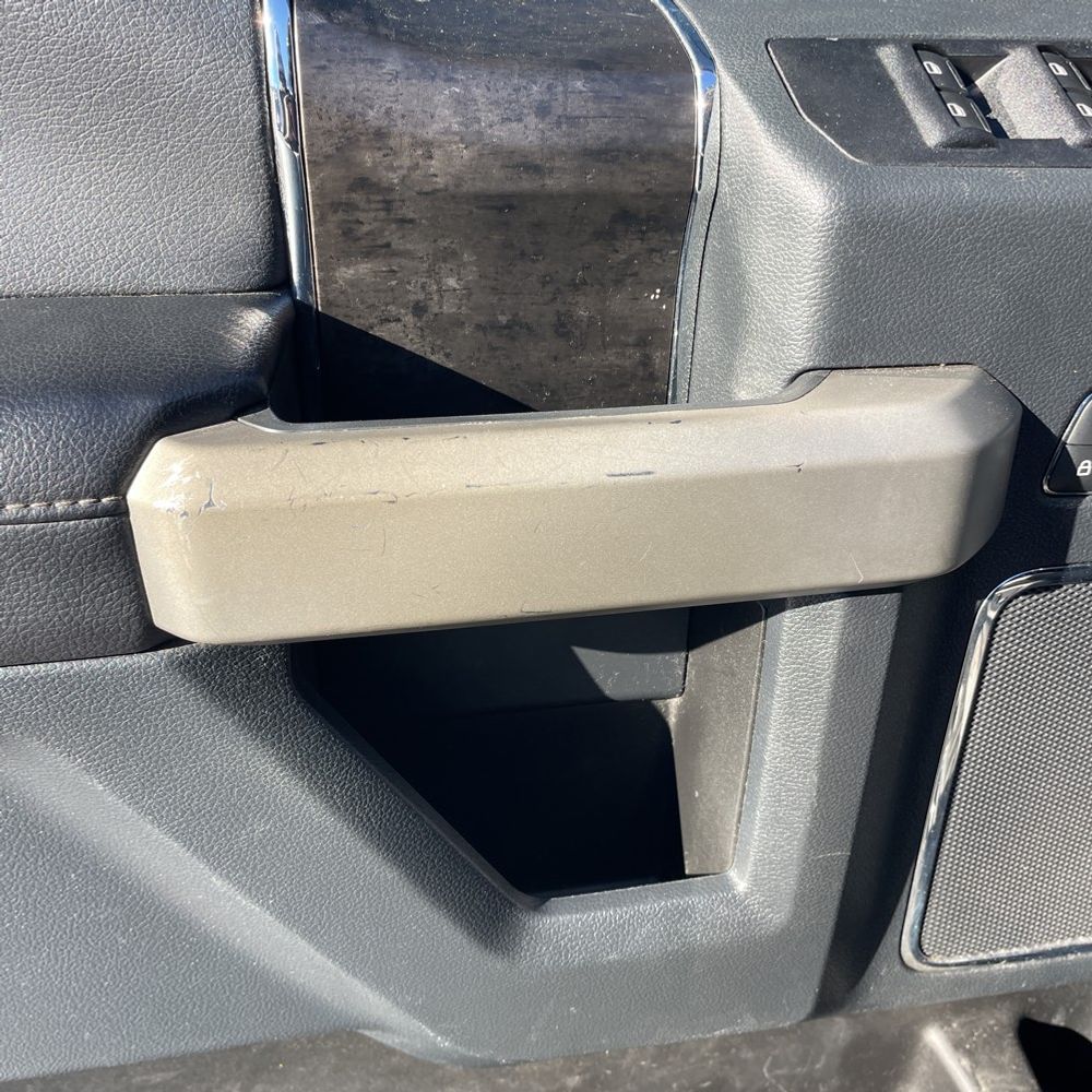 2022 Ford F-350 Super Duty Lariat