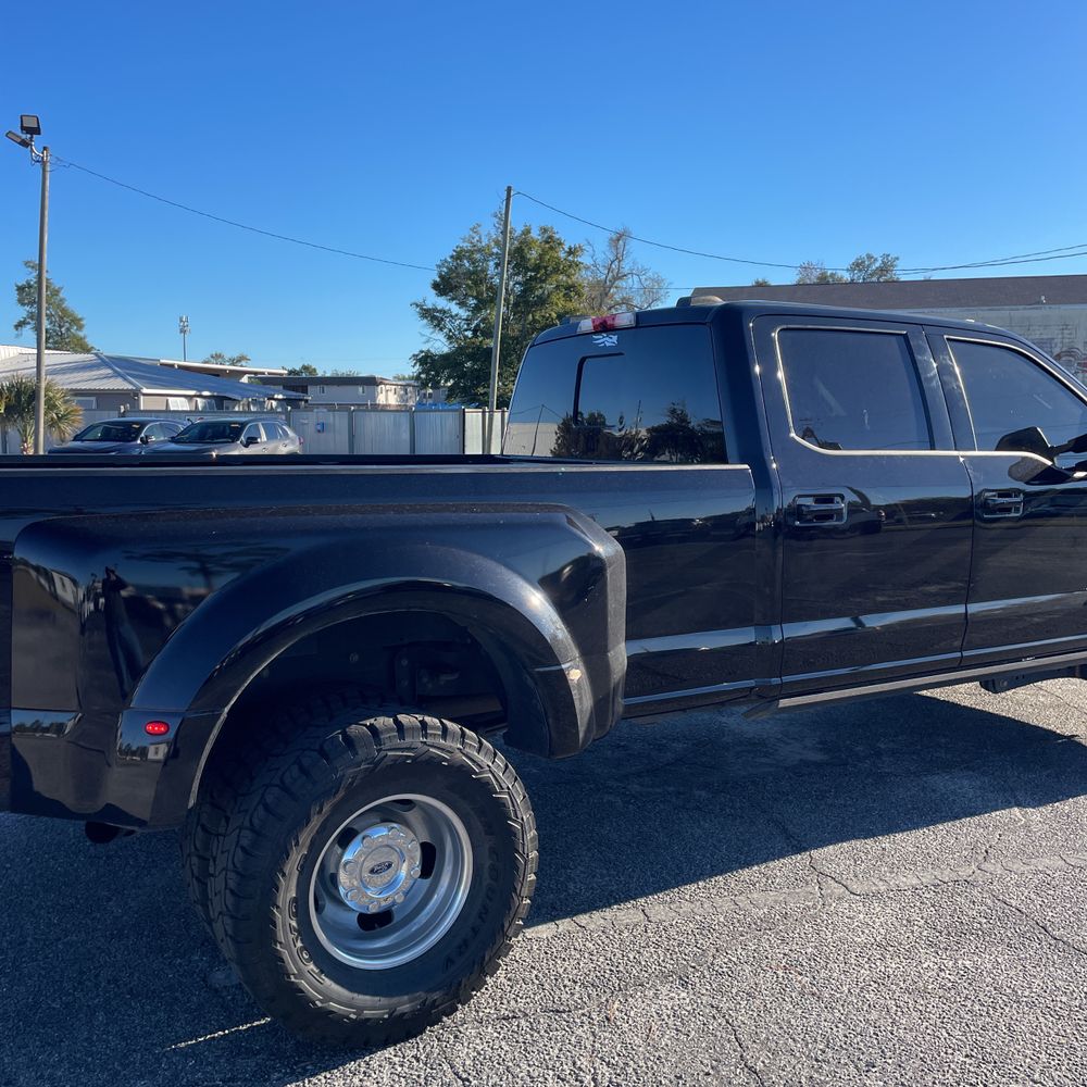 2022 Ford F-350 Super Duty Lariat