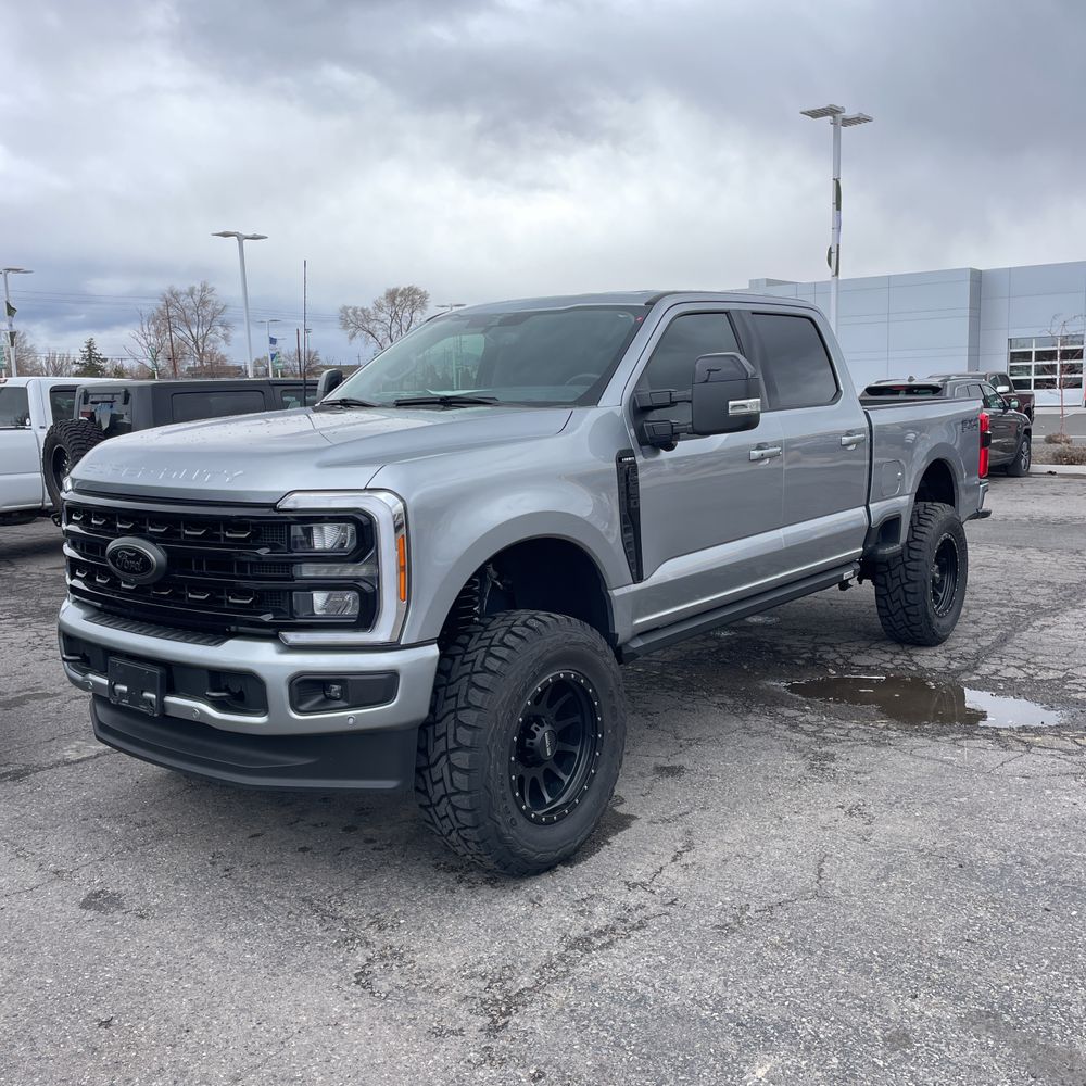 2023 Ford F-250 Super Duty Lariat