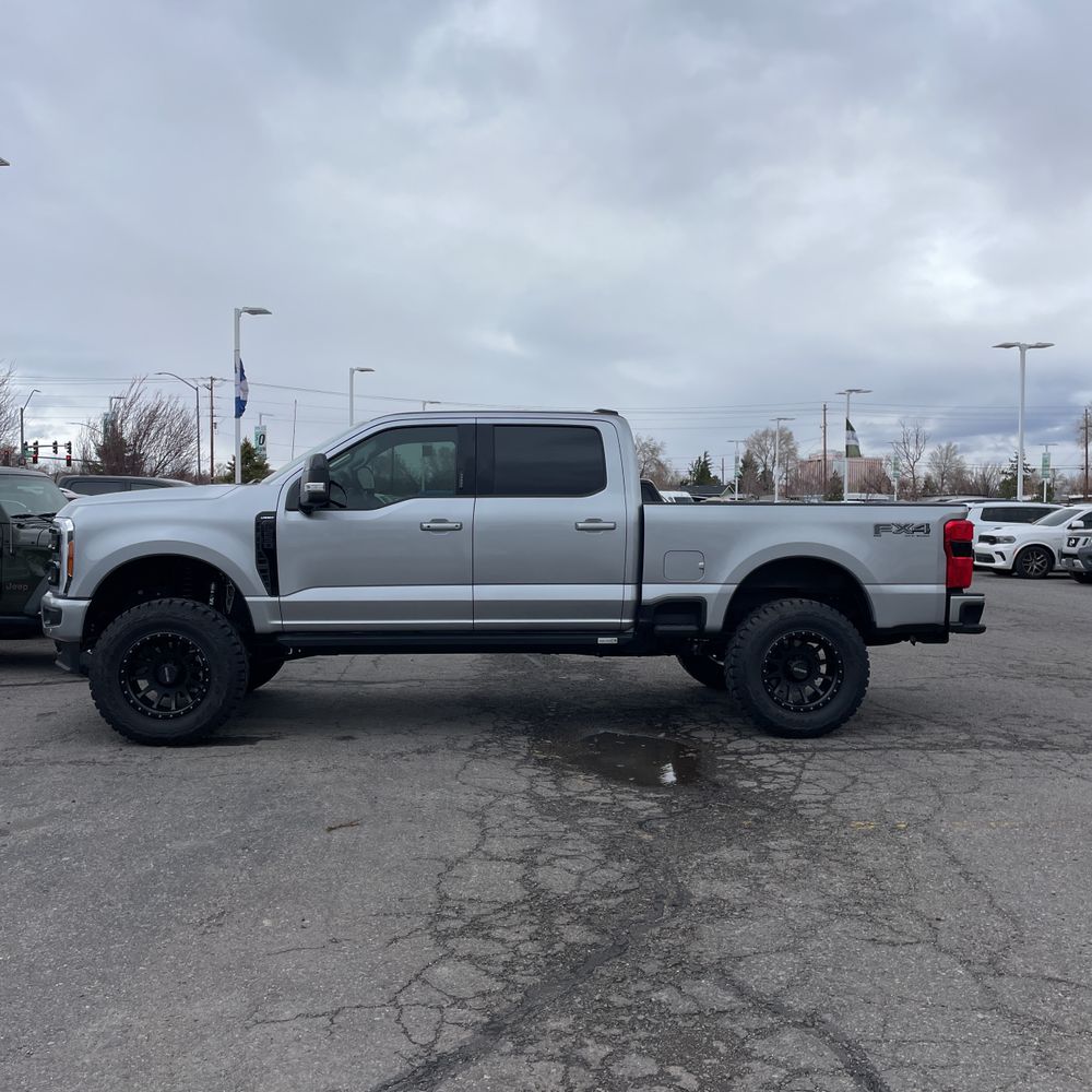 2023 Ford F-250 Super Duty Lariat