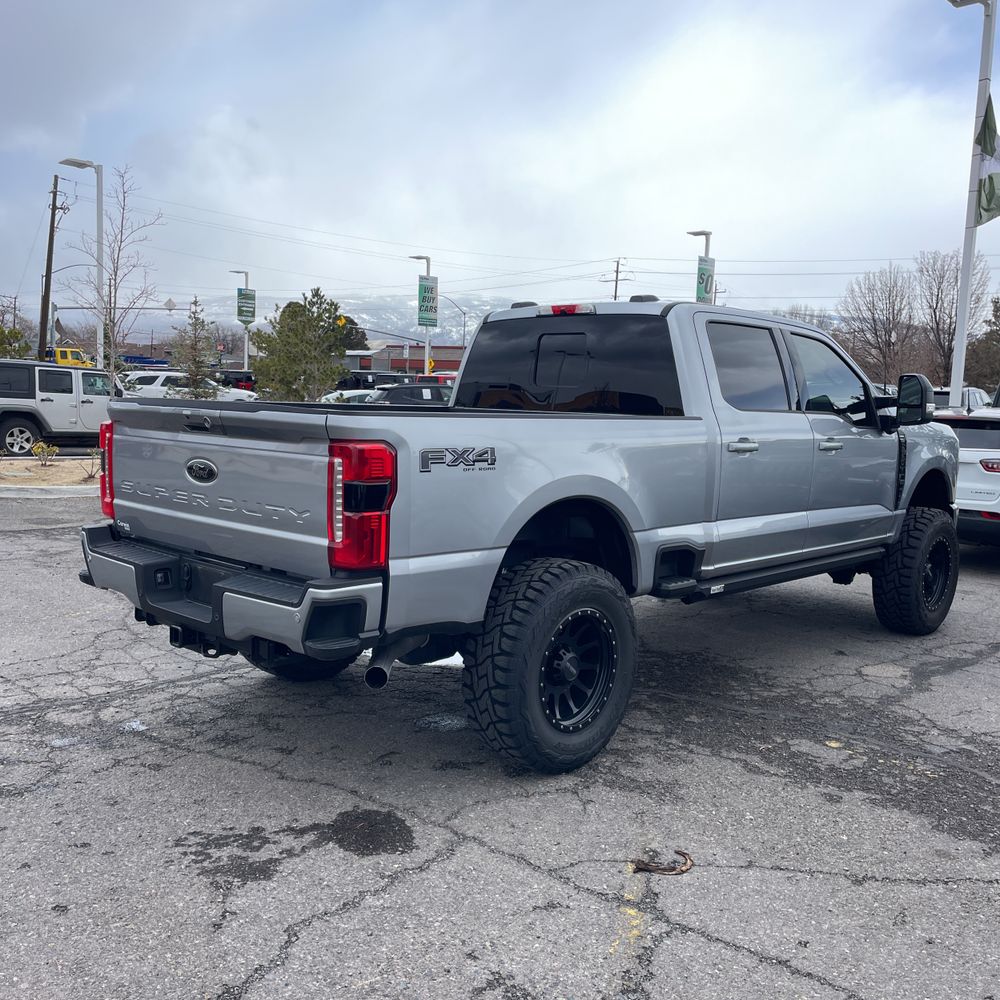 2023 Ford F-250 Super Duty Lariat