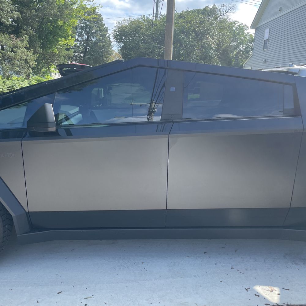 2024 Tesla Cybertruck Base