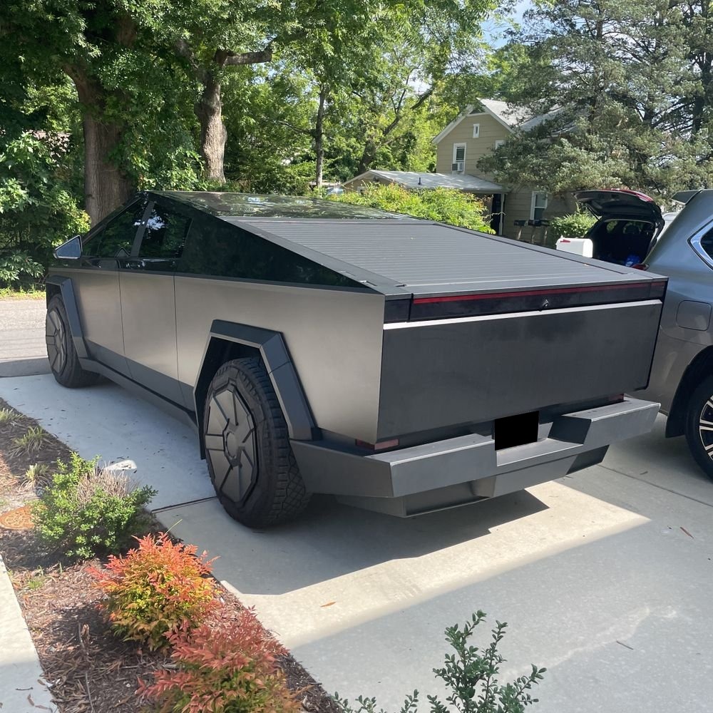 2024 Tesla Cybertruck Base