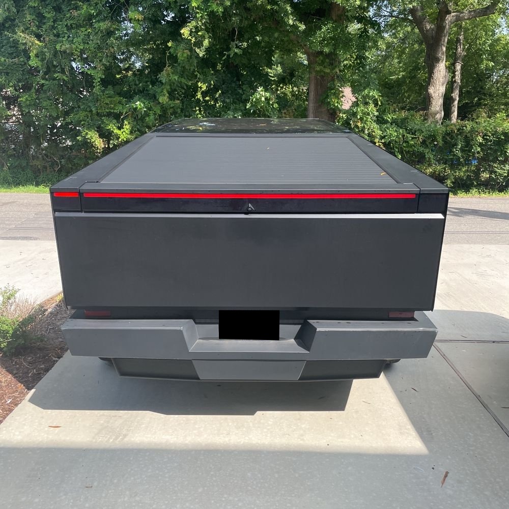 2024 Tesla Cybertruck Base