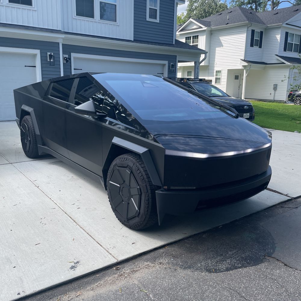 2024 Tesla Cybertruck Base