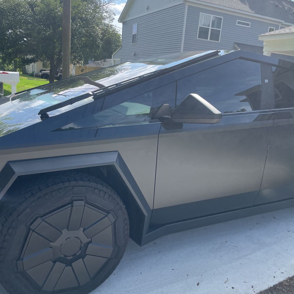 2024 Tesla Cybertruck Base