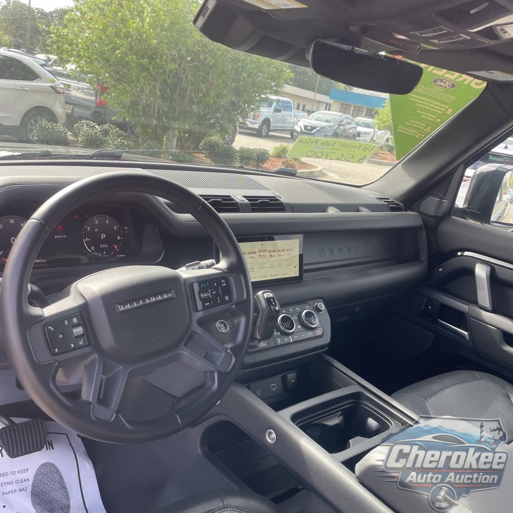 2024 Land Rover Defender 90 P400 X-Dynamic SE