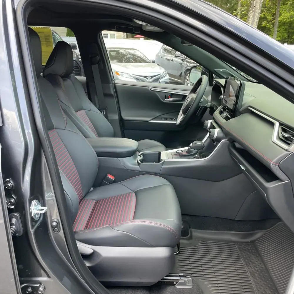 2025 Toyota RAV4 Plug-in Hybrid XSE
