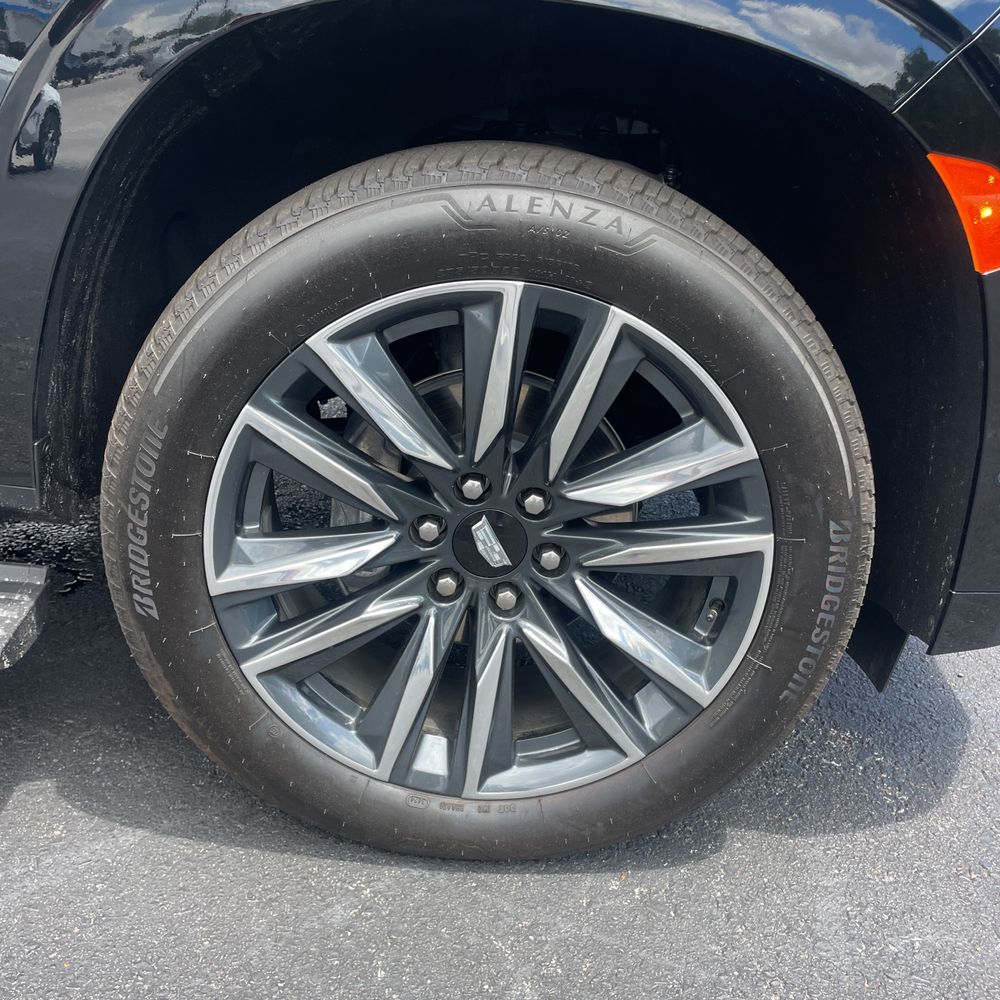 2024 Cadillac Escalade Sport Platinum
