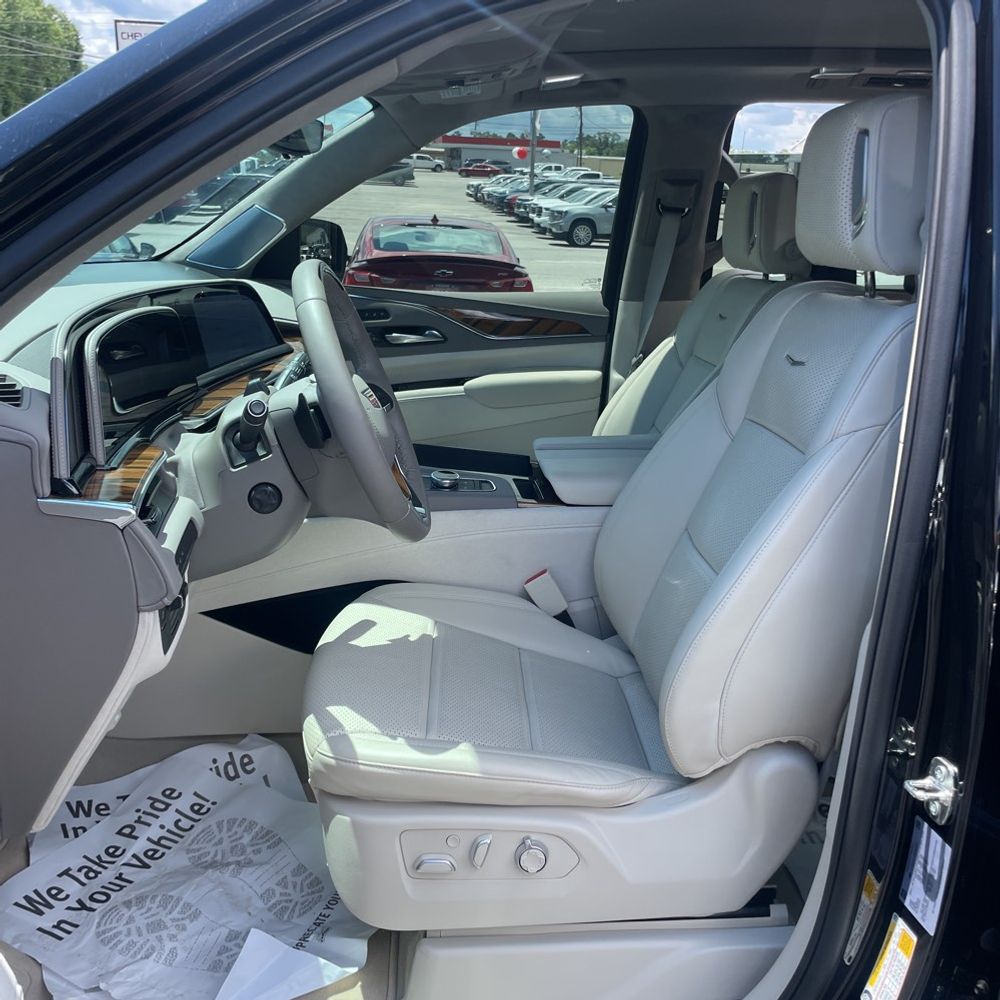 2024 Cadillac Escalade Sport Platinum