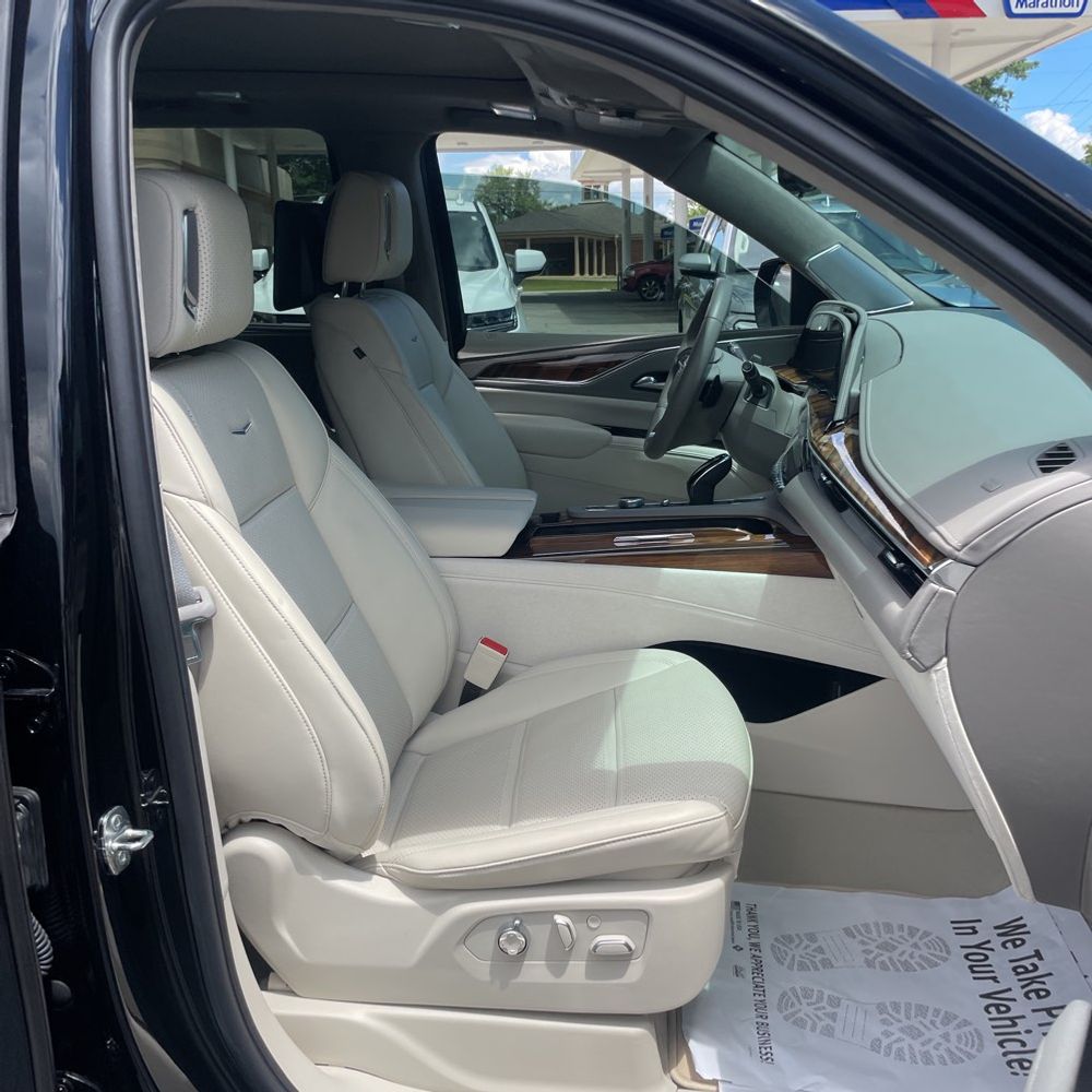 2024 Cadillac Escalade Sport Platinum