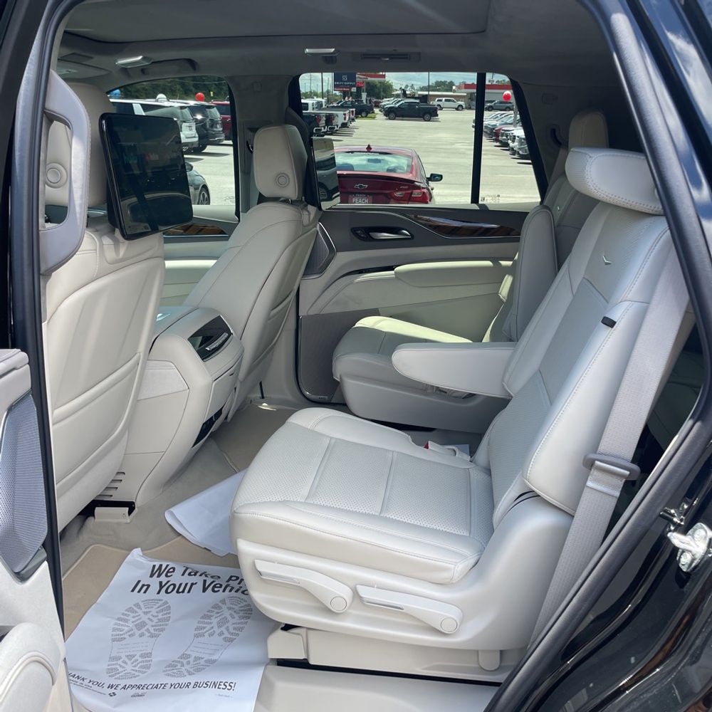 2024 Cadillac Escalade Sport Platinum
