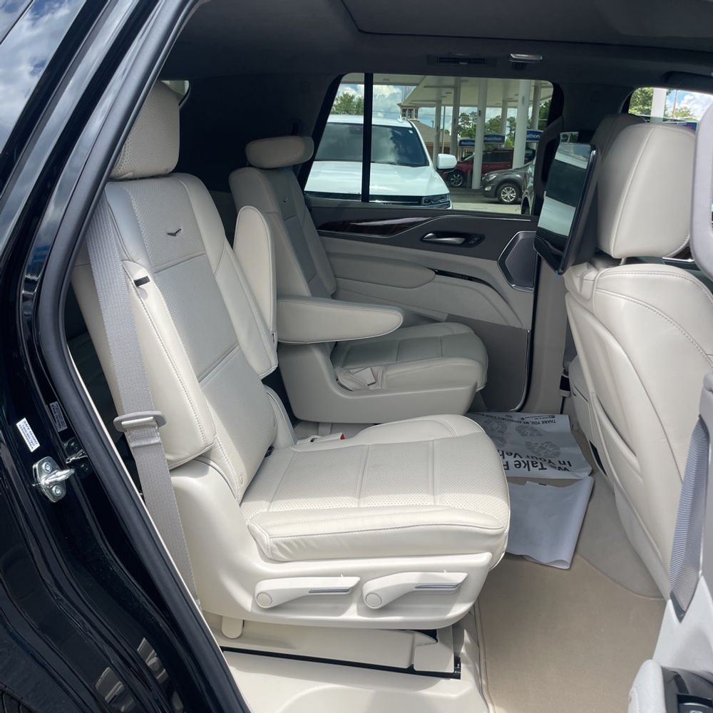 2024 Cadillac Escalade Sport Platinum
