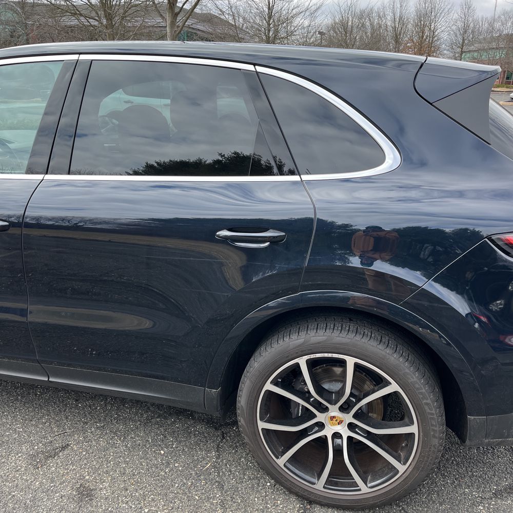 2022 Porsche Cayenne Base