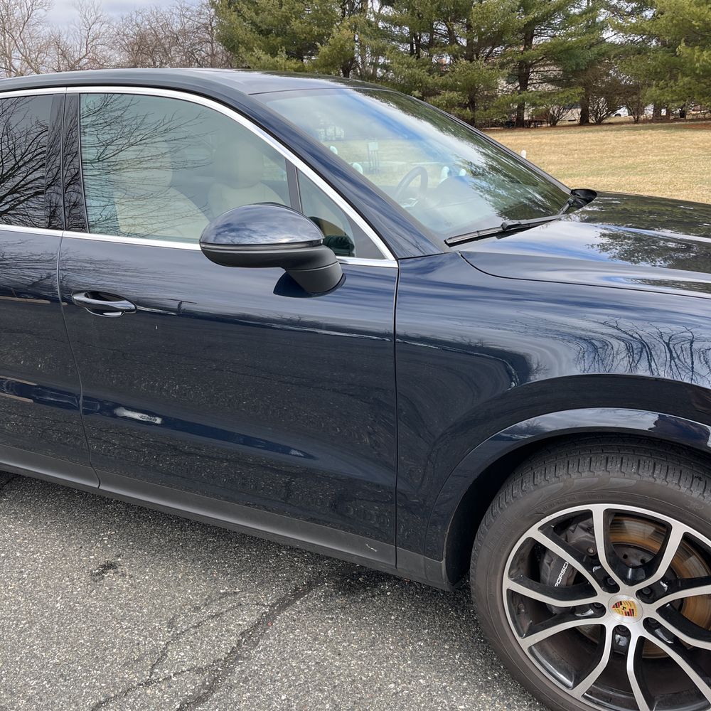 2022 Porsche Cayenne Base