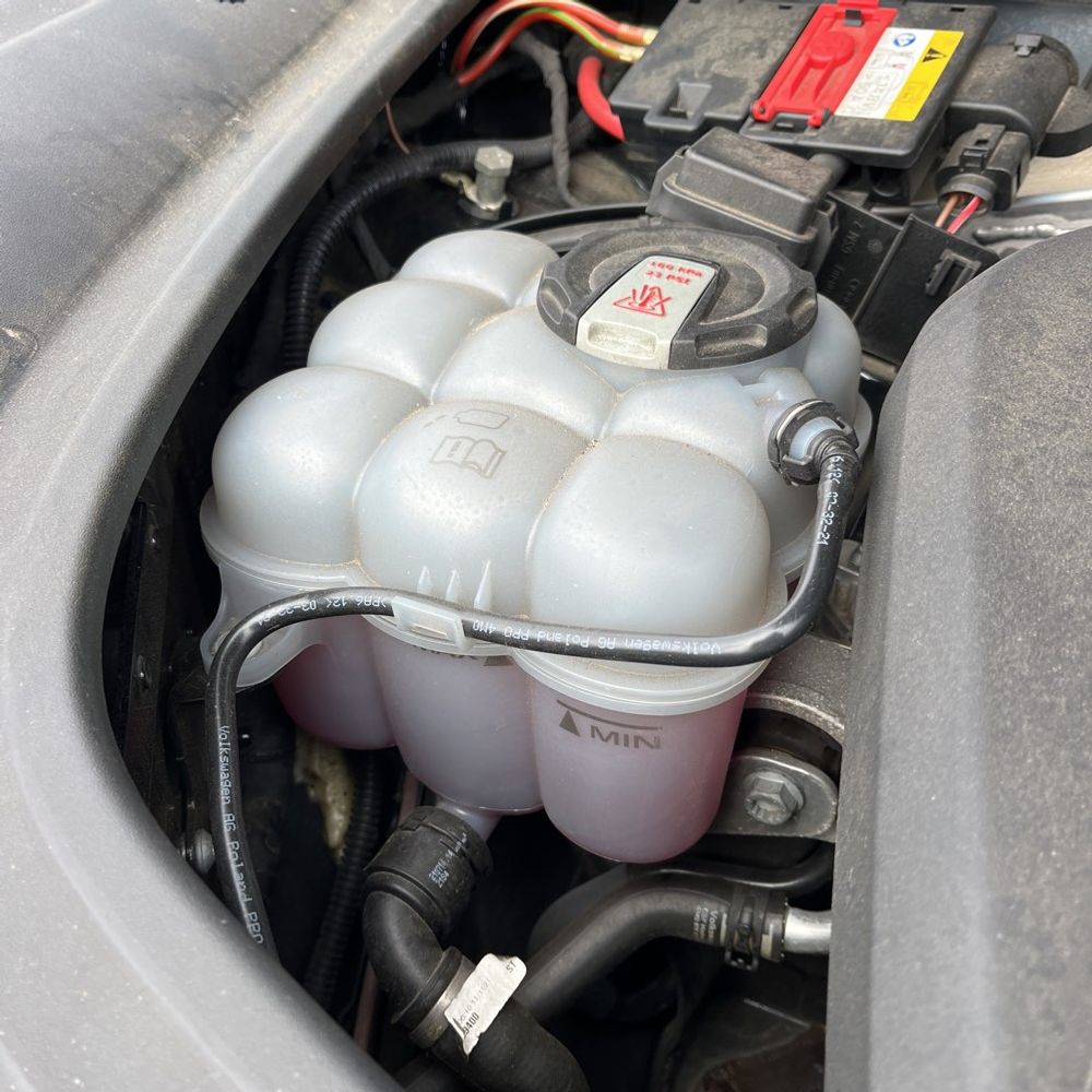 2022 Porsche Cayenne Base