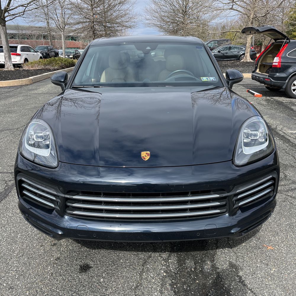2022 Porsche Cayenne Base