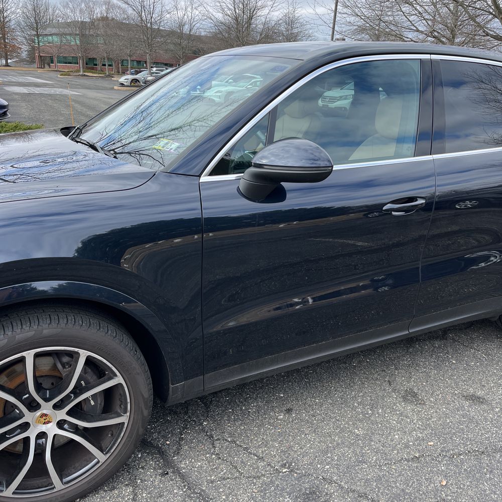 2022 Porsche Cayenne Base