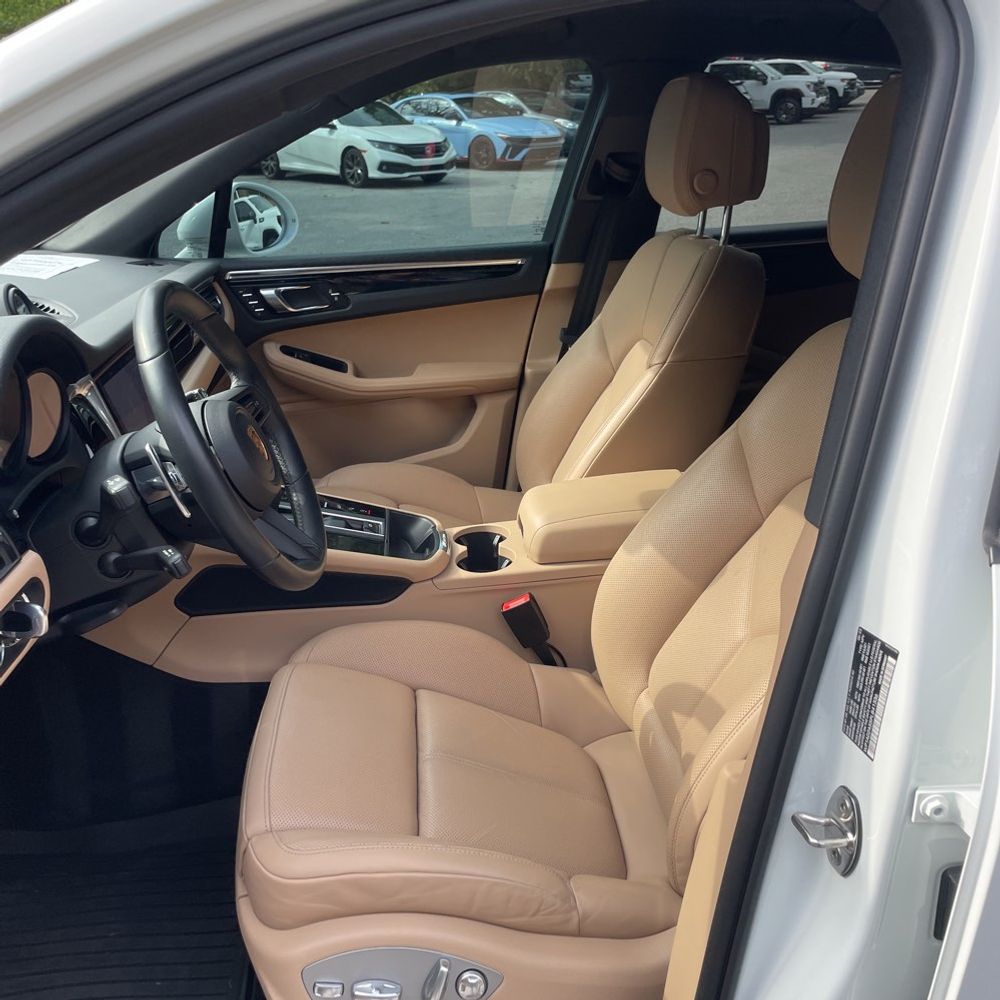 2023 Porsche Macan S