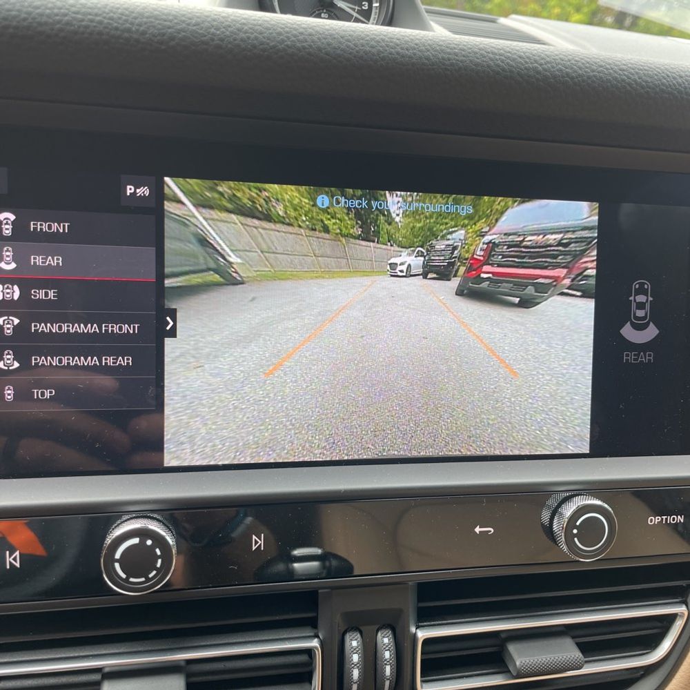 2023 Porsche Macan S