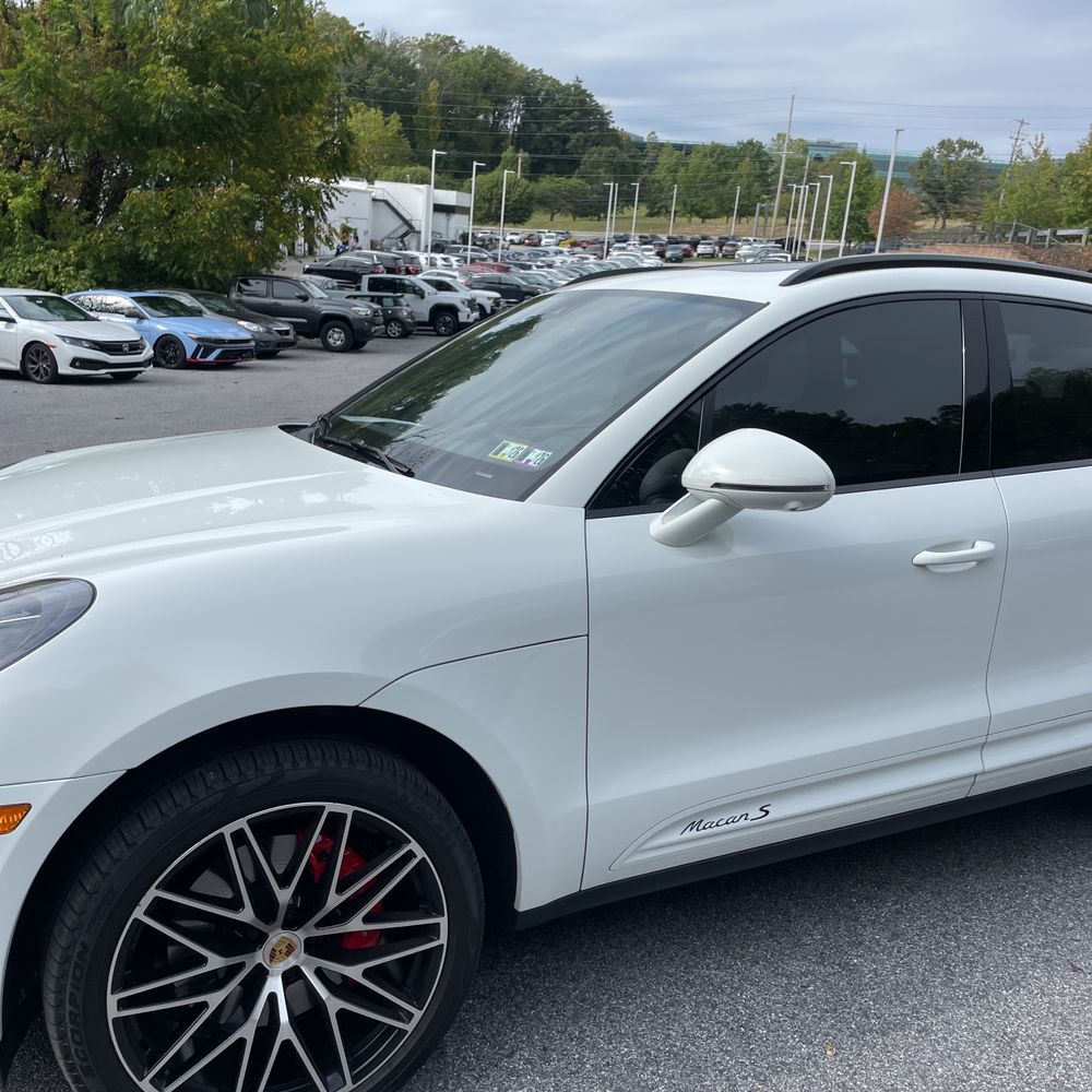 2023 Porsche Macan S