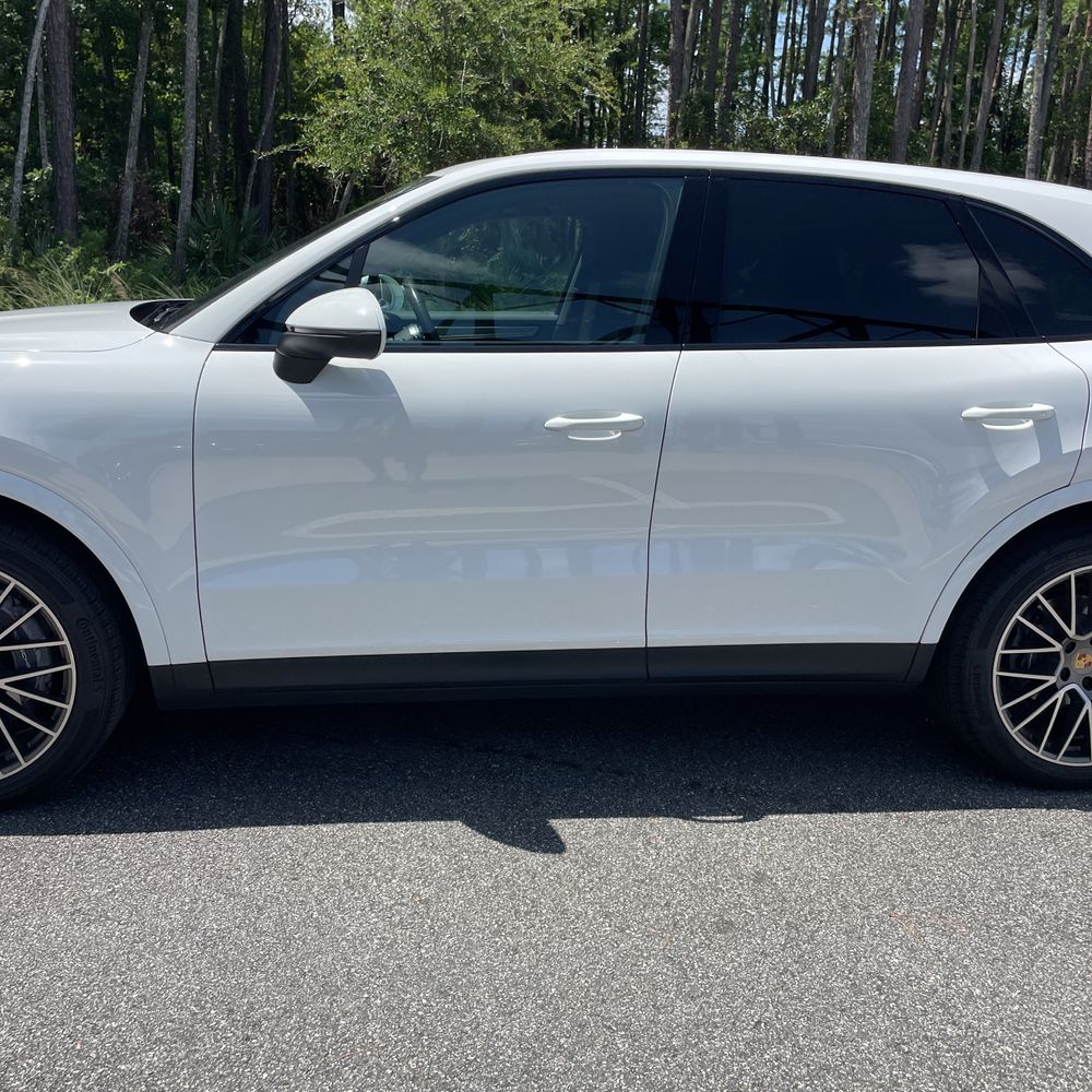 2022 Porsche Cayenne Platinum Edition