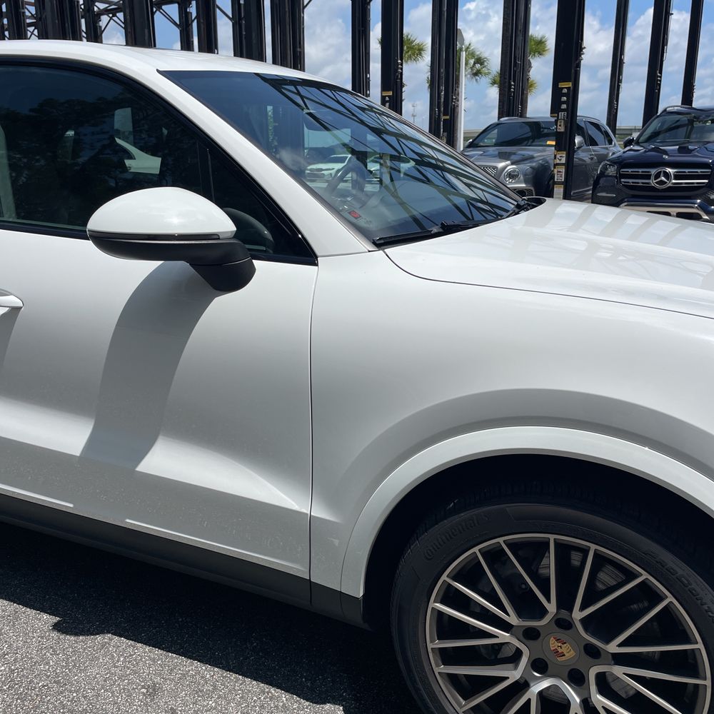 2022 Porsche Cayenne Platinum Edition